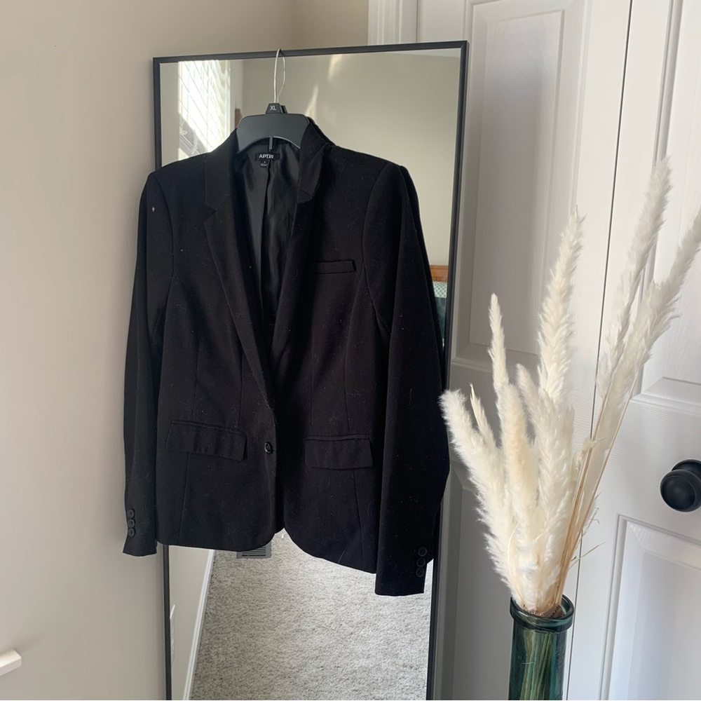Apt 9 Size 8 Fitted Suit Jacket Blazer